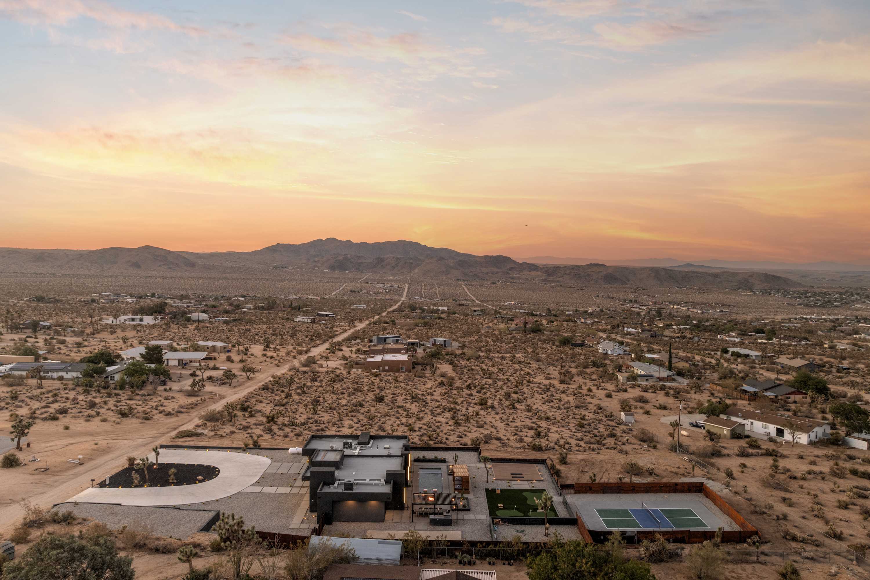 Desert Solstice — photo 2